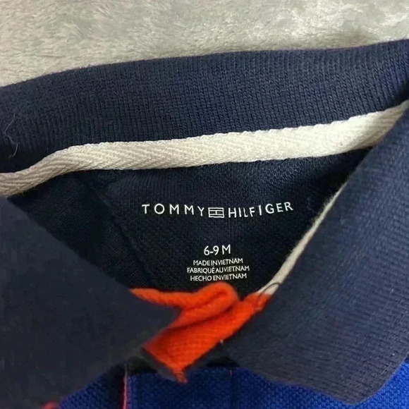 Tommy Hilfiger - 2 piece summer set. Size 6 to 9 months - Picture 3 of 7